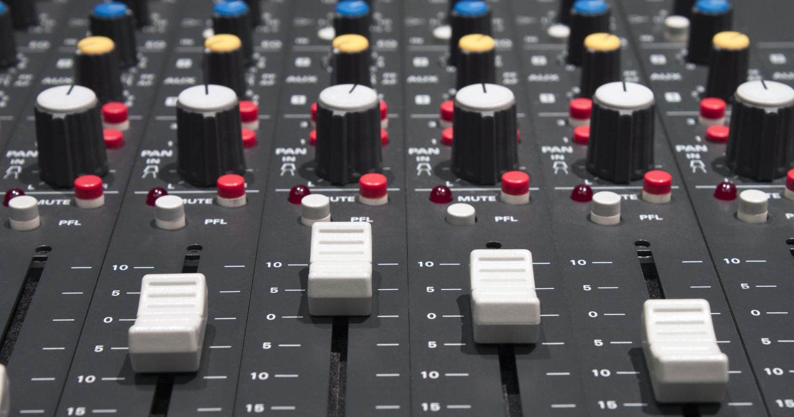 Can I Use A Powered Mixer As An Audio Interface